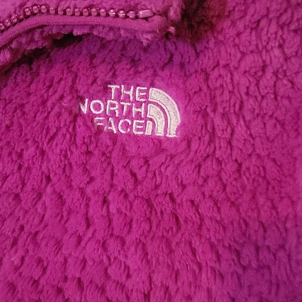 EUC Girl's PurpleThe North Face Fleece Zip-up Jacket - Picture 2 of 5